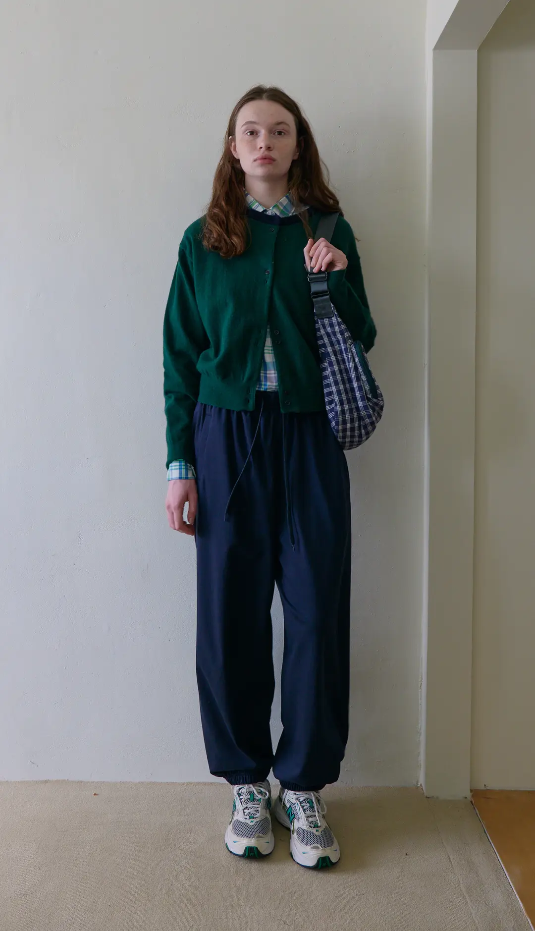 노컨텐츠 164. Coloring Cardigan _ Green 상품 이미지 1
