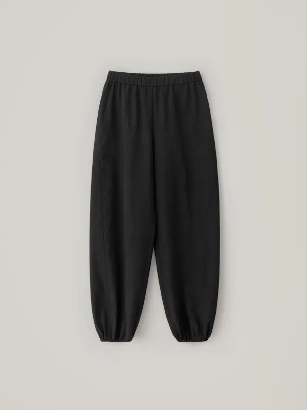 [10.2 예약 배송] Dusk Volume Pants - Black