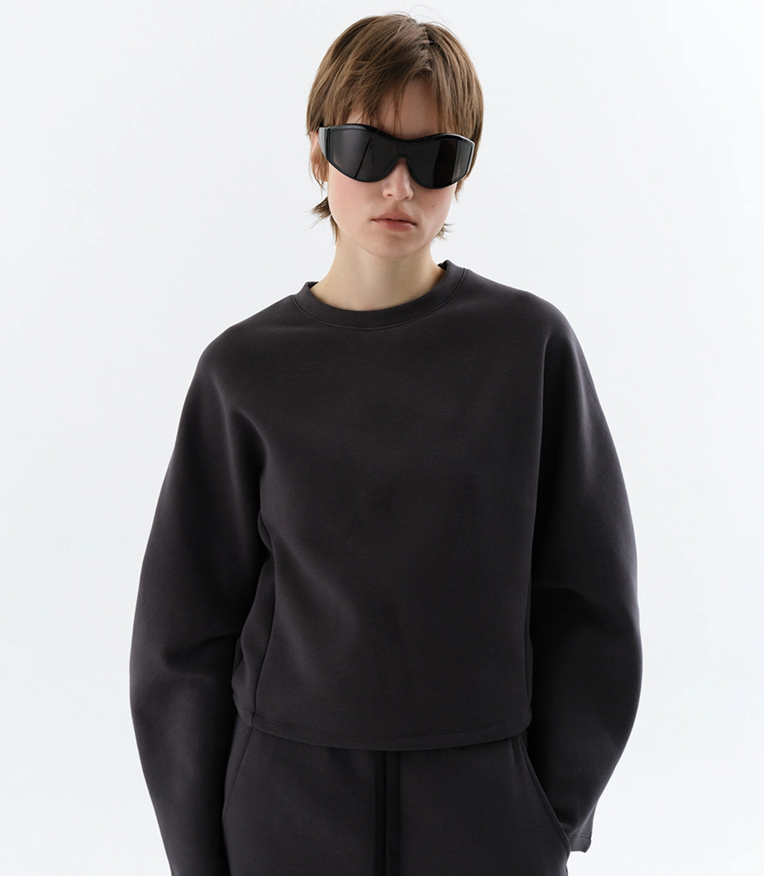 씨에씨 DANISH LINE SWEATSHIRT 상품 이미지 2