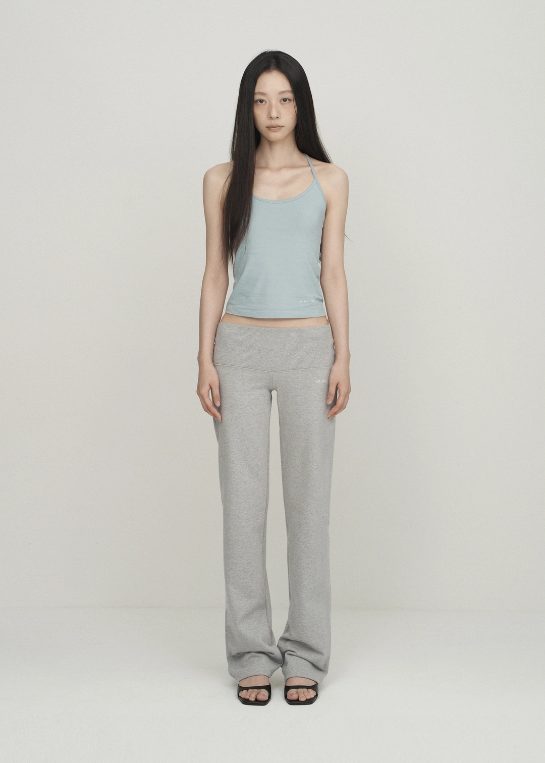 보헤미안서울 BASIC STRAP SLEEVELESS, BLUE 상품 이미지 2