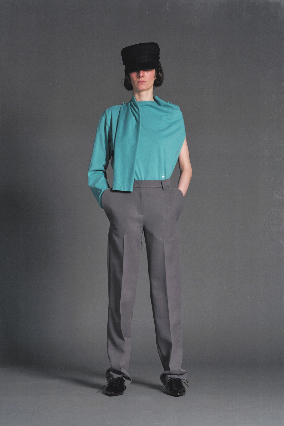푸쉬버튼 PF26 GRAY STRUCTURED PANEL PANTS 상품 이미지 1
