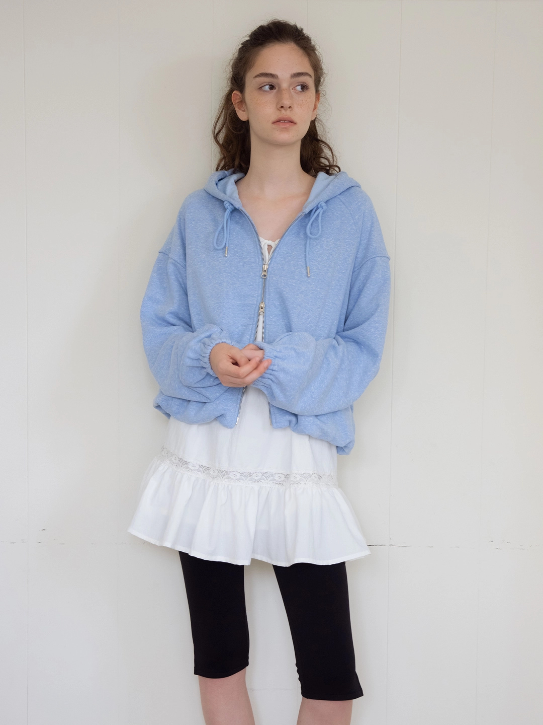 헤더먼트 cloudy volume zip-up (blue) 상품 이미지 2