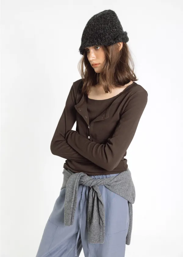 Henley neck layered t-shirt (Brown)