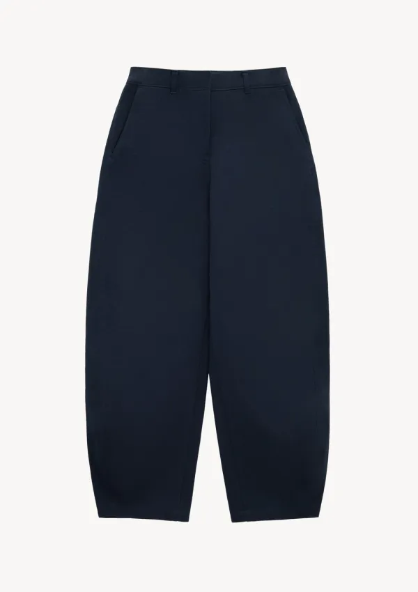 Soft Curved Pants in Navy