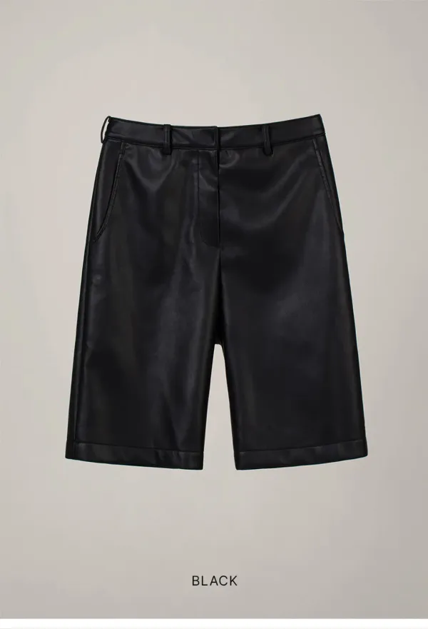 LEATHER BURMUDA PANTS_BLACK