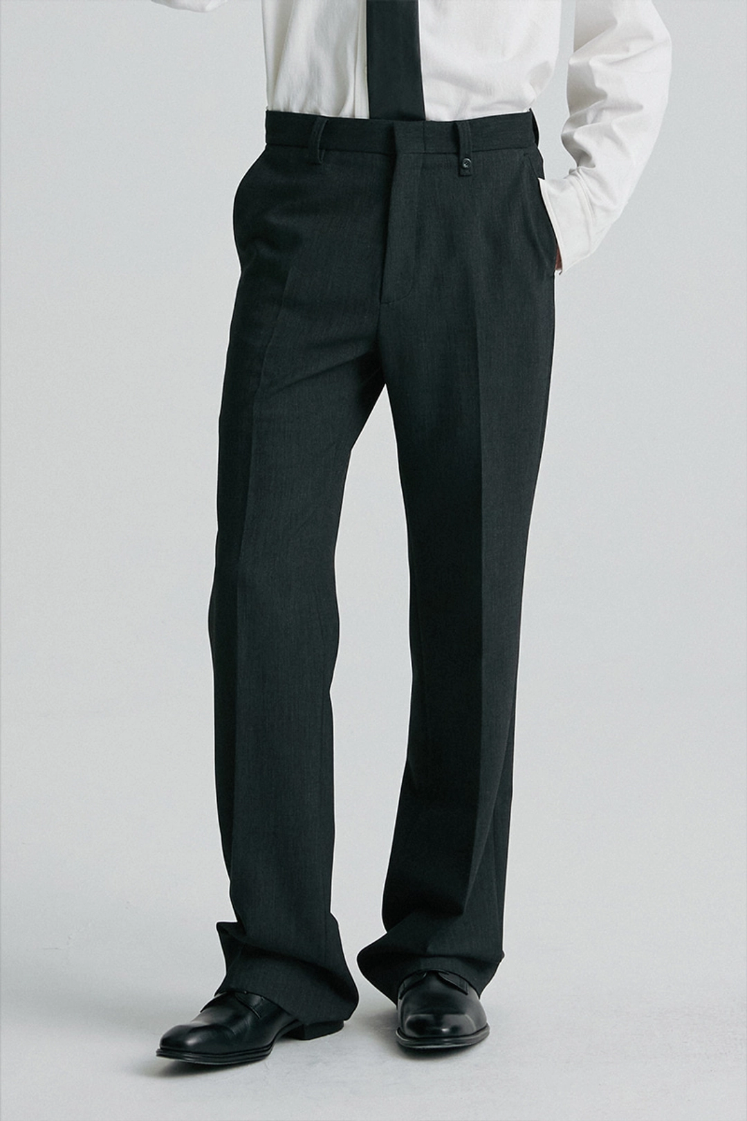 리이 TAILORED BOOTCUT TROUSERS CHARCOAL 상품 이미지 1
