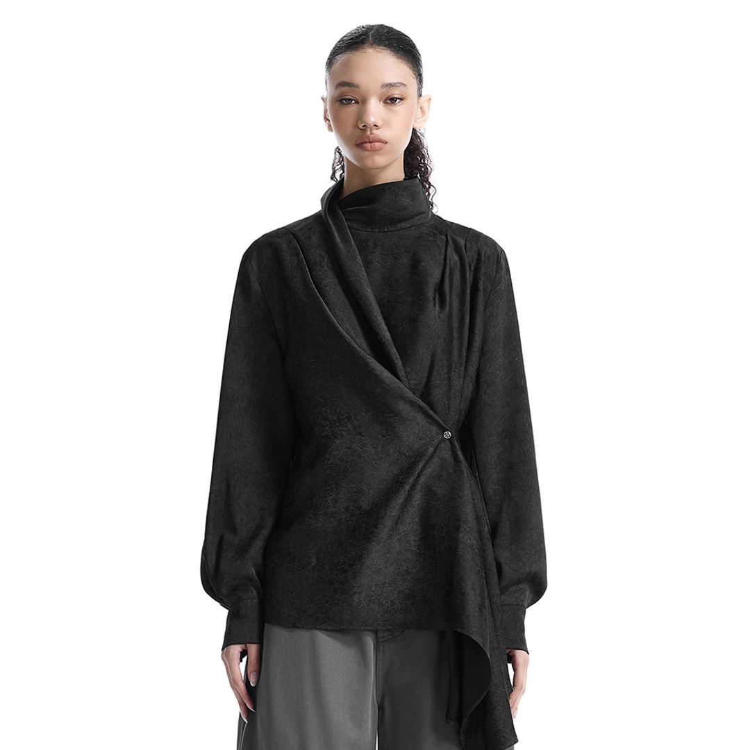 트리밍버드 Draped High-Neck Blouse [ Black ] 상품 이미지 1
