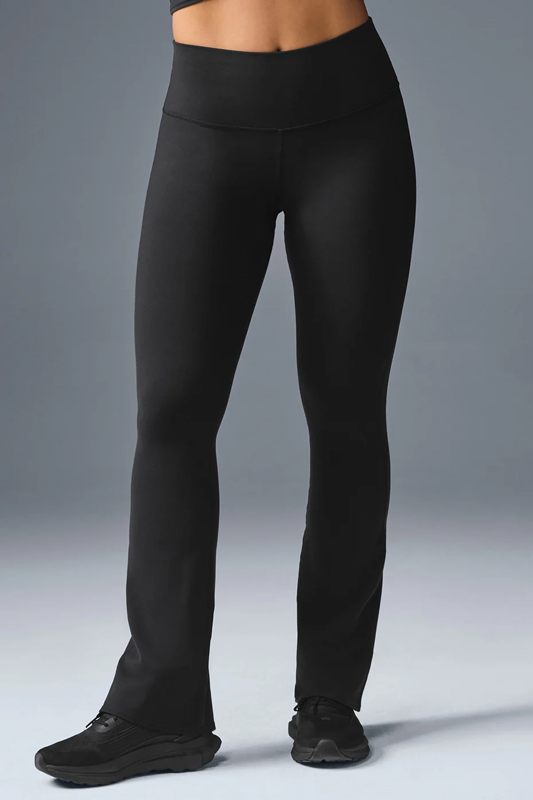알로요가 Airbrush High-Waist Bootcut Legging - Black 상품 이미지 1