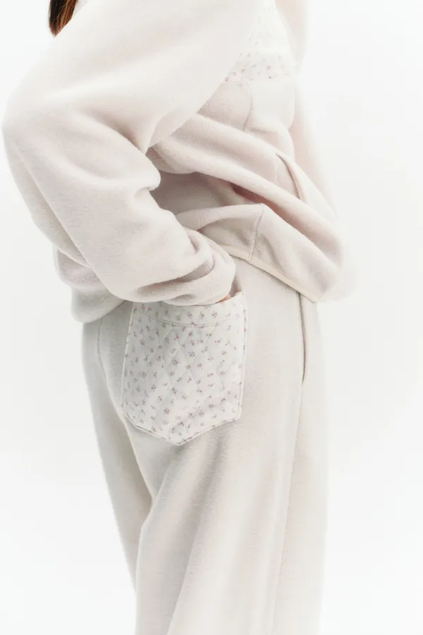Flower Point Fleece Pants Beige