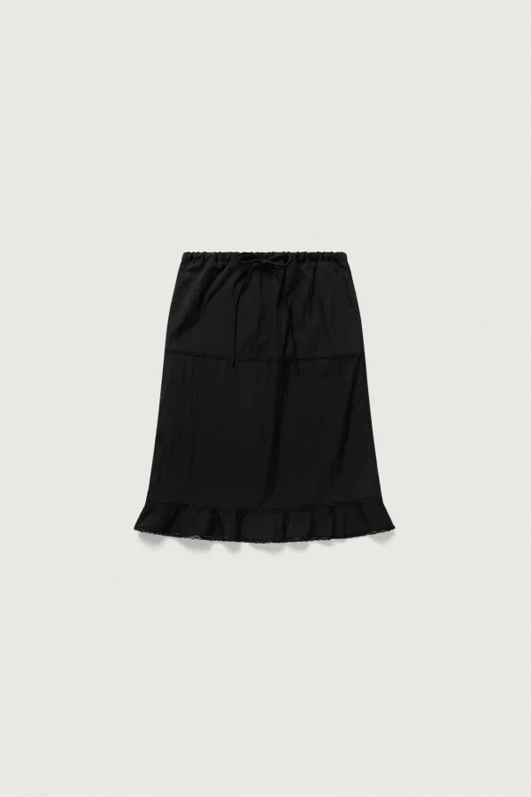 TINY LACE RUFFLE SKIRT