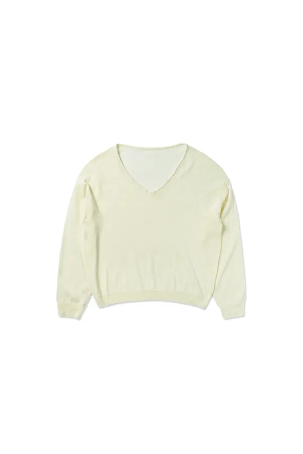 Button v-neck knit_ivory