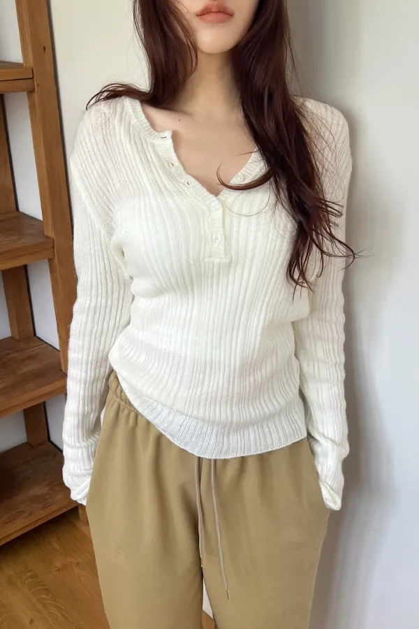 Elin Button Knit