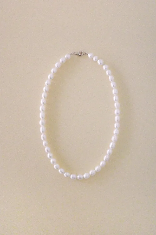 Pearl Necklace Bold