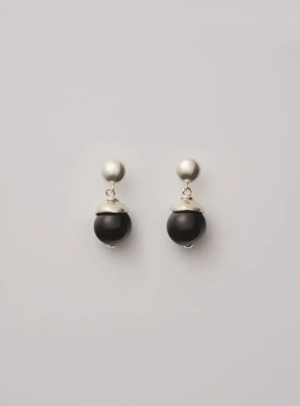 Onyx Maude Earrings