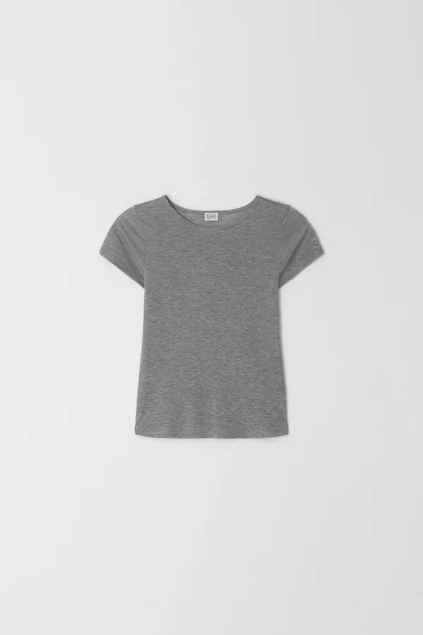Soft T-shirt (gray)