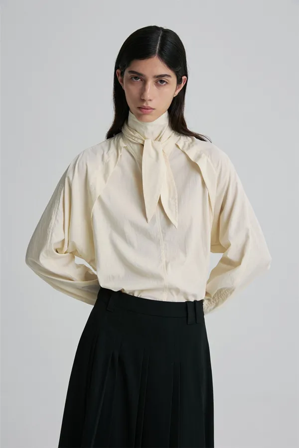 FLAP DETAIL TIE-NECK BLOUSE CREAM