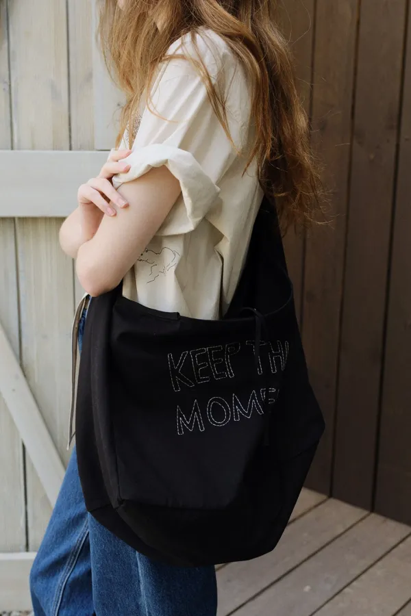 embroidery big shoulder bag (black)