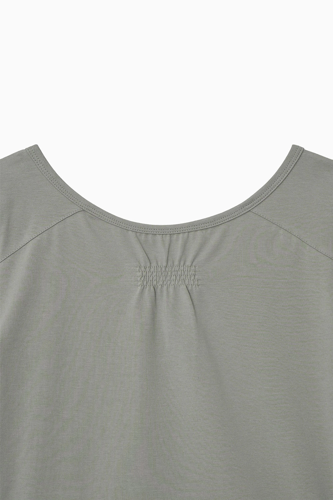 오헤시오 SMOCKED PUFF T-SHIRT, KHAKI GRAY 상품 이미지 2