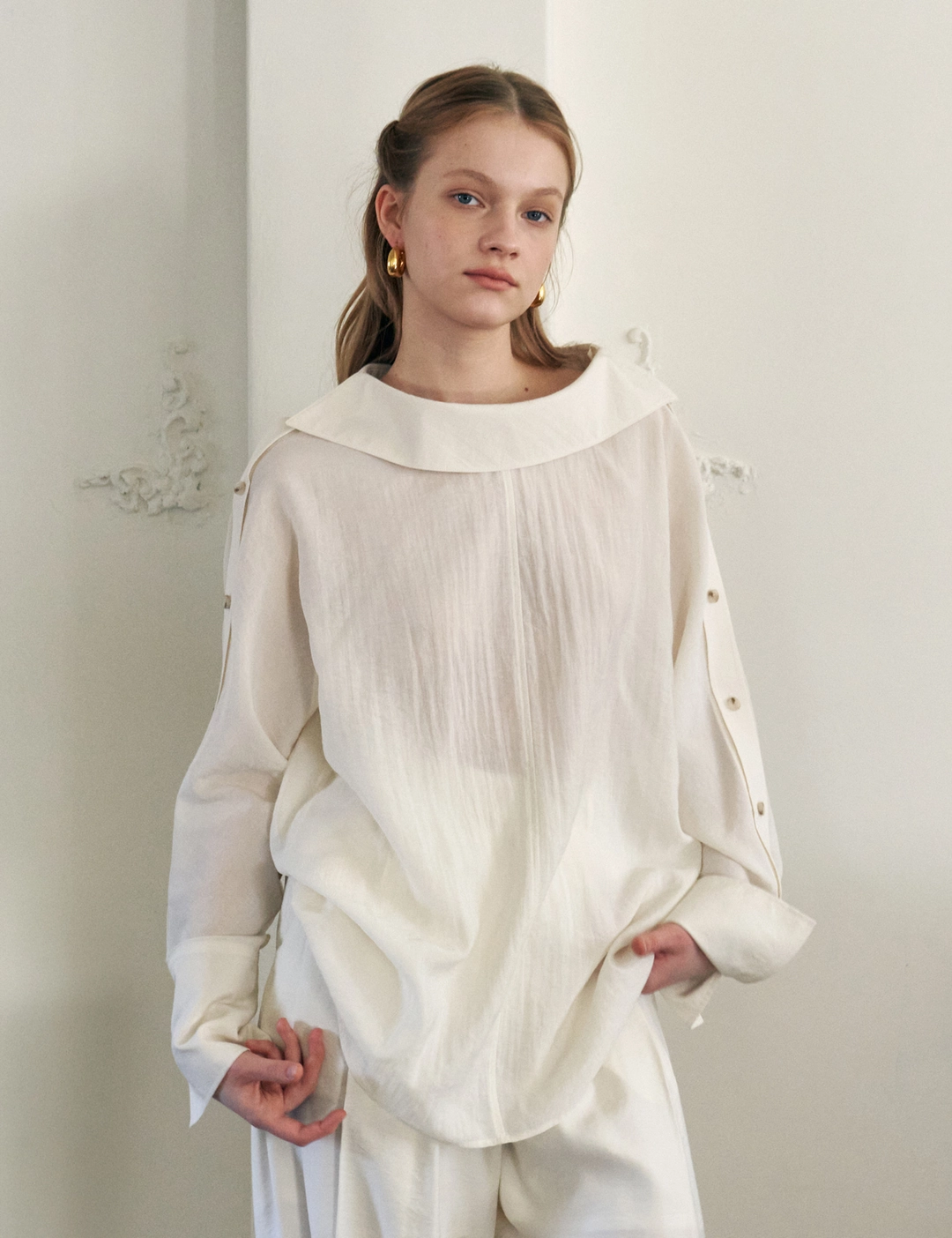 노미나떼 Aria Button Blouse (Cream) 상품 이미지 1