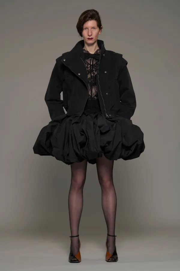FW26 BLACK VINTAGE WASH HIGH-NECK JUMPER