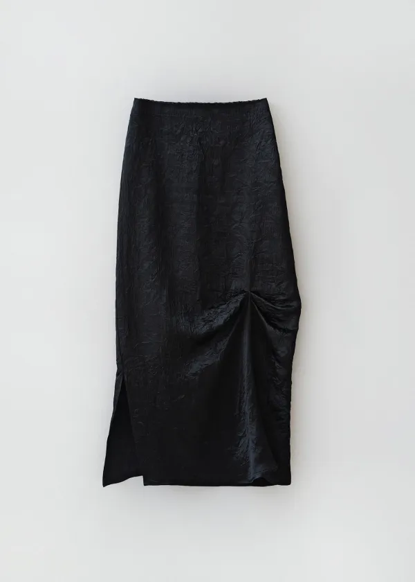 Pin satin skirt (black)
