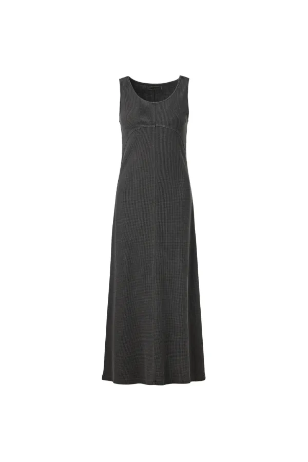 PIGMENT DYED WAFFLE SLEEVELESS DRESS [CHARCOAL]