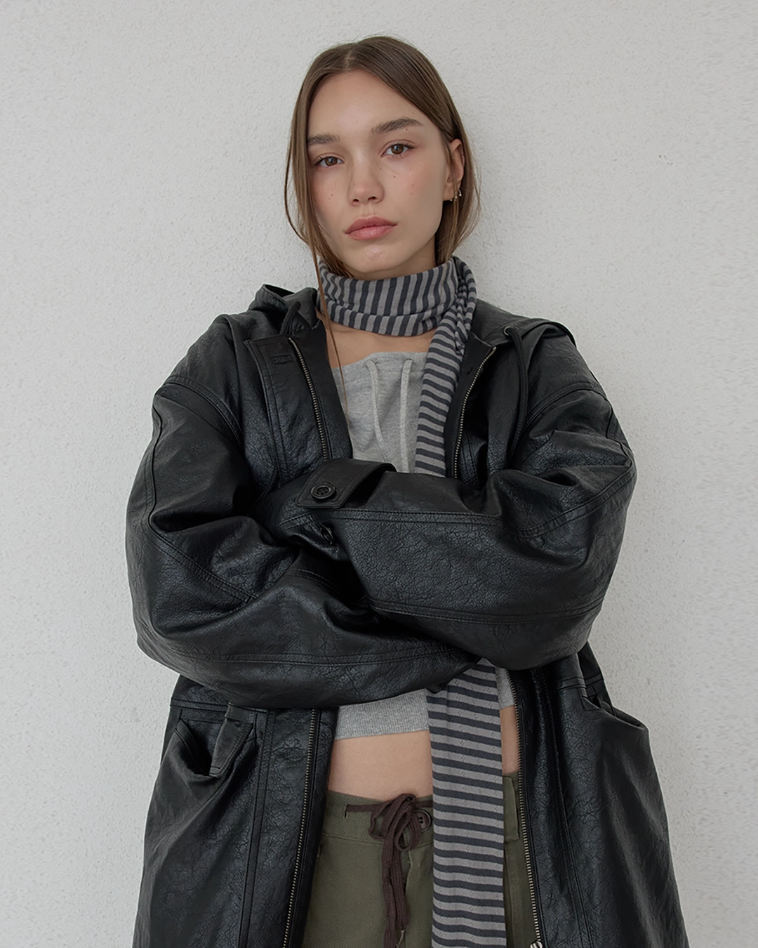 오데스 EYELET VINTAGE STRIPE SCARF - CHARCOAL 상품 이미지 1