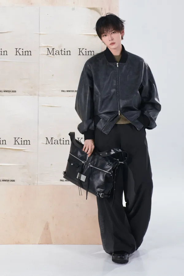 WAFFLE COLOR BLOCK TRACK PANTS IN BLACK