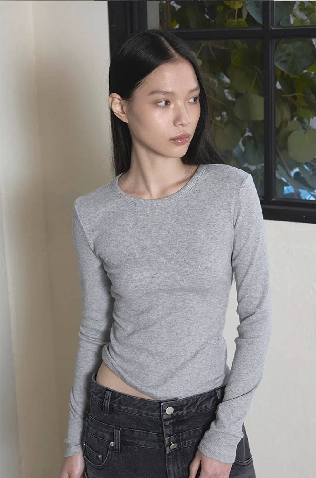 오데스 BACK BUTTON-UP TEE - GREY 상품 이미지 2