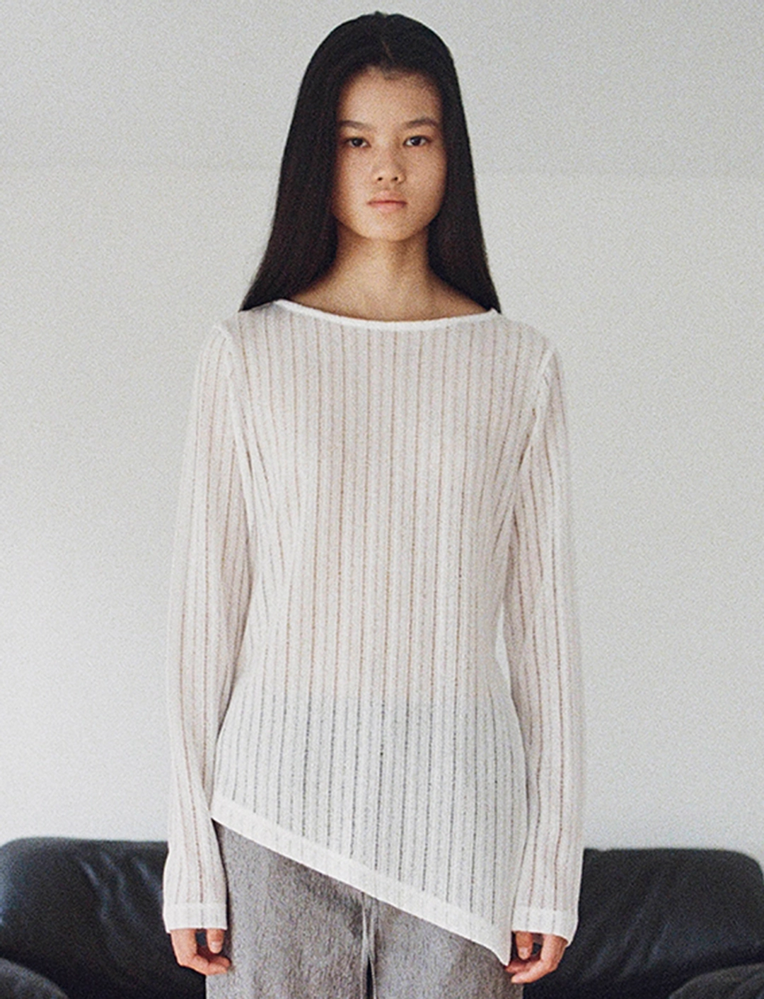토콜 unbalance knit top - ivory 상품 이미지 2