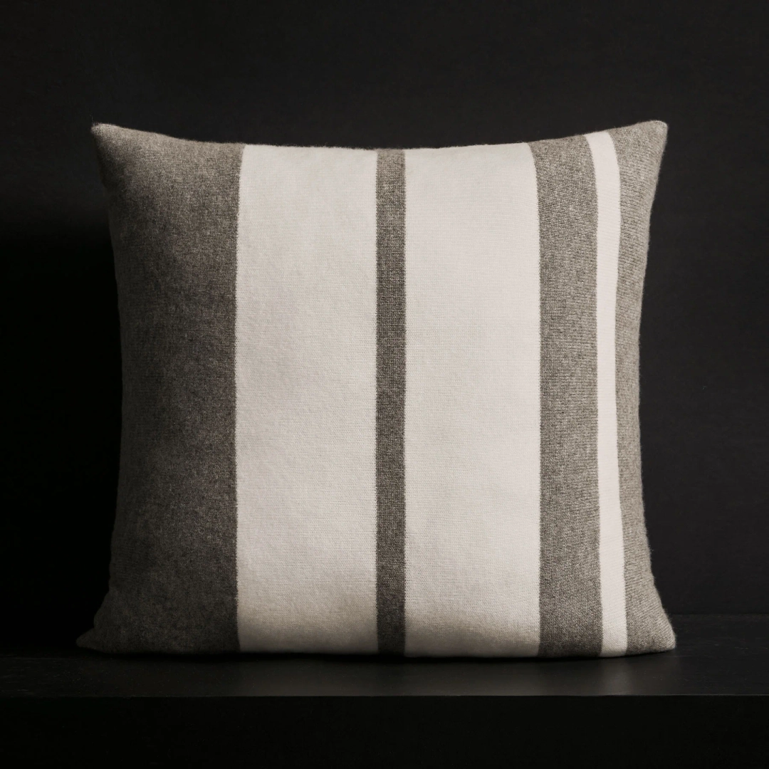 제임스펄스 Cashmere Stripe Sham - Taupe Melange/White 상품 이미지 1
