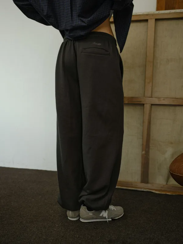 Warm-up jogger pants (charcoal)