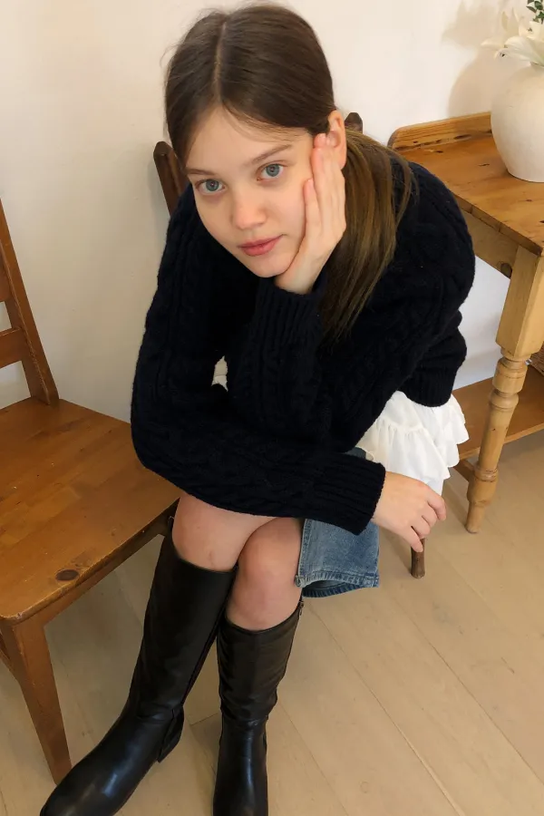 (시즌오프) Zoe Sweater / Dark Navy