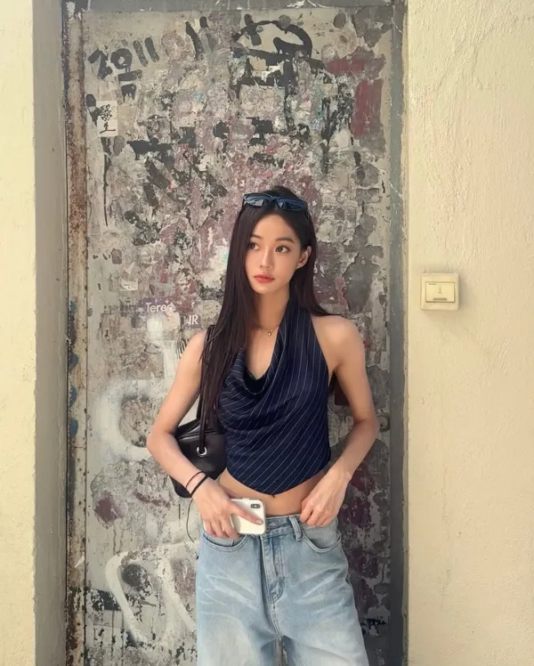 @lucy__0409Draping Halter Top (Navy)