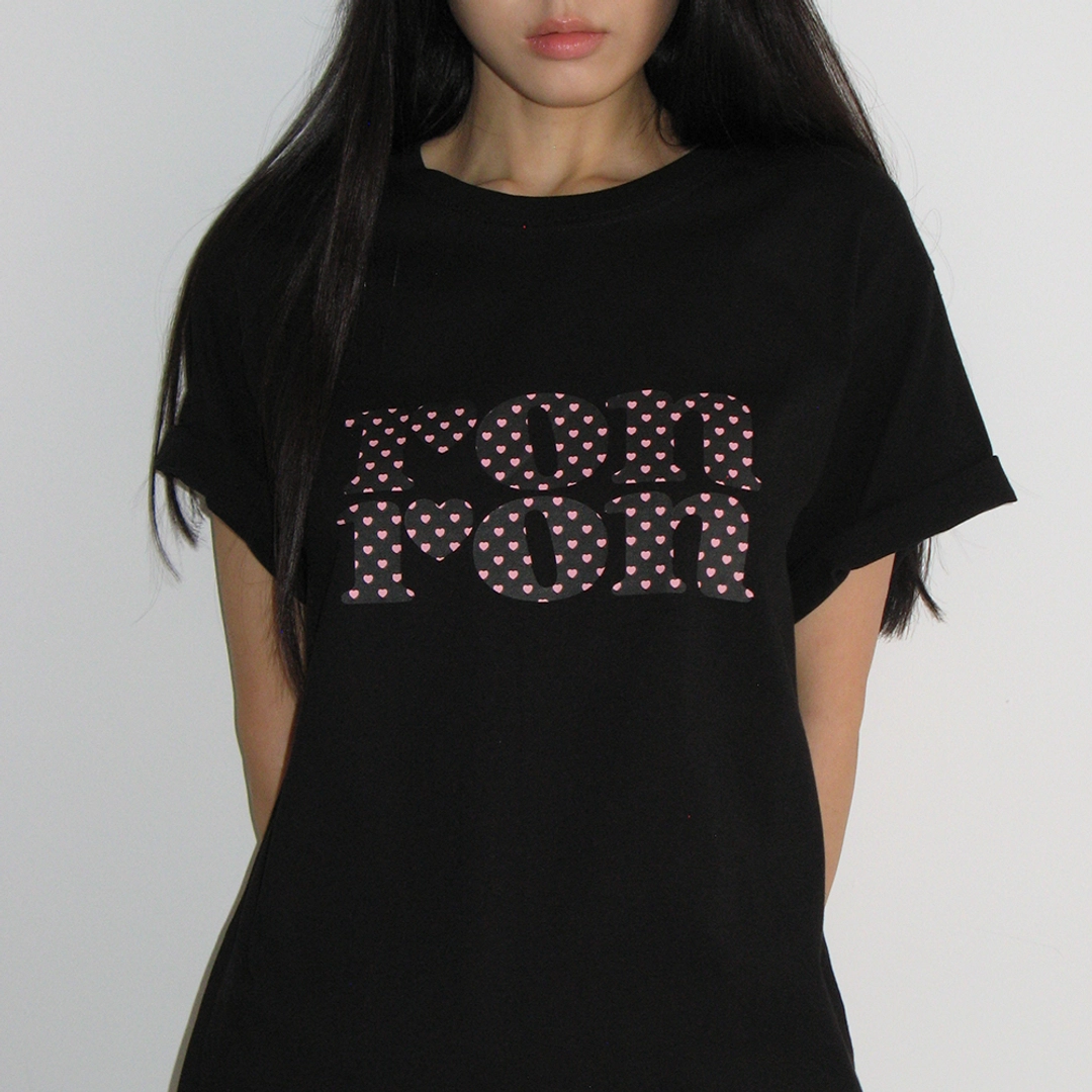 론론 HEART LOGO BASIC FIT T SHIRT BLACK 상품 이미지 2