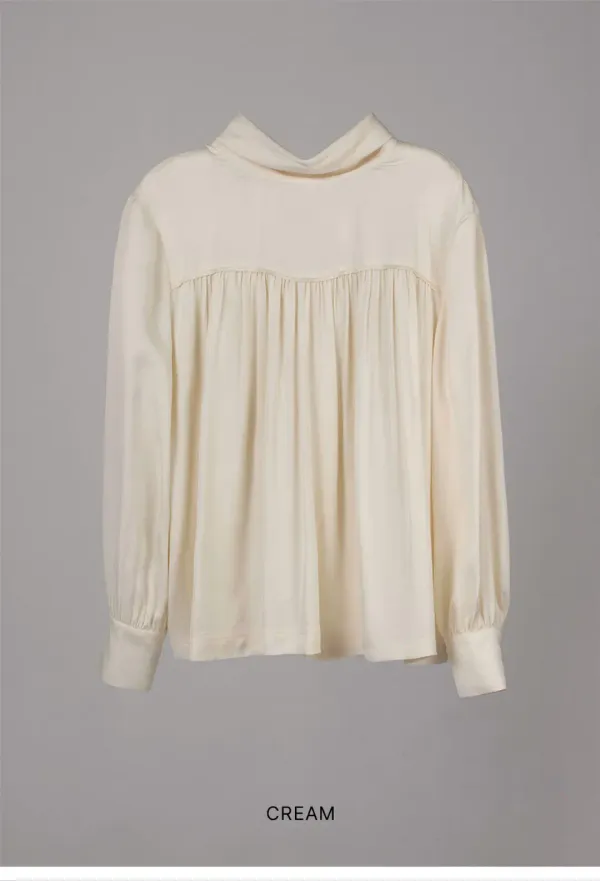 SATIN TIED SHIRRING BLOUSE_CREAM