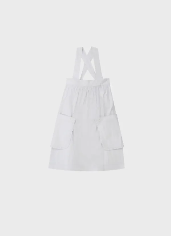 button pocket trim apron