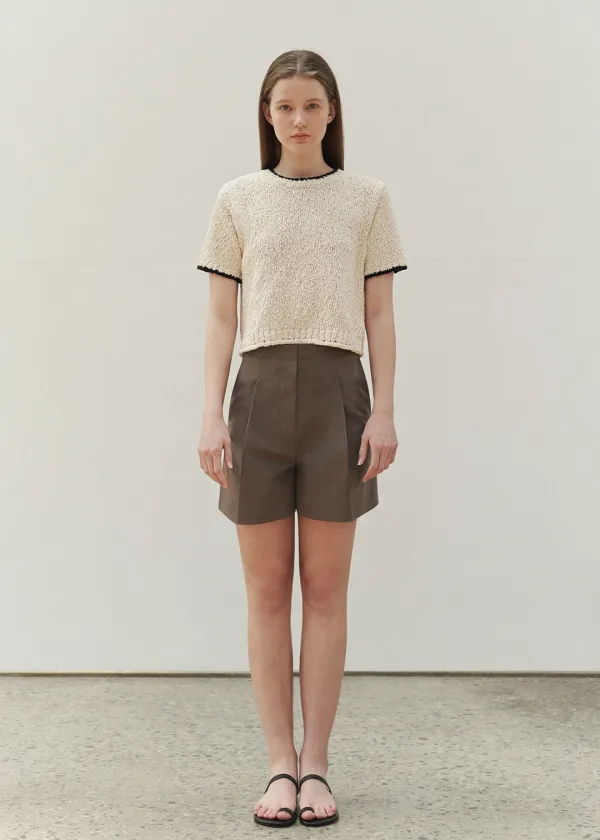 Modern half pants (brown)