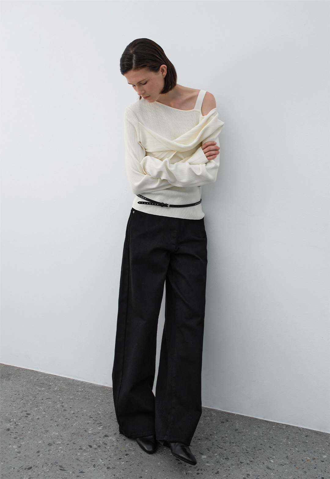 아뜰리에 나인 (T-7109)COLARE TWIST KNIT PULLOVER 상품 이미지 3
