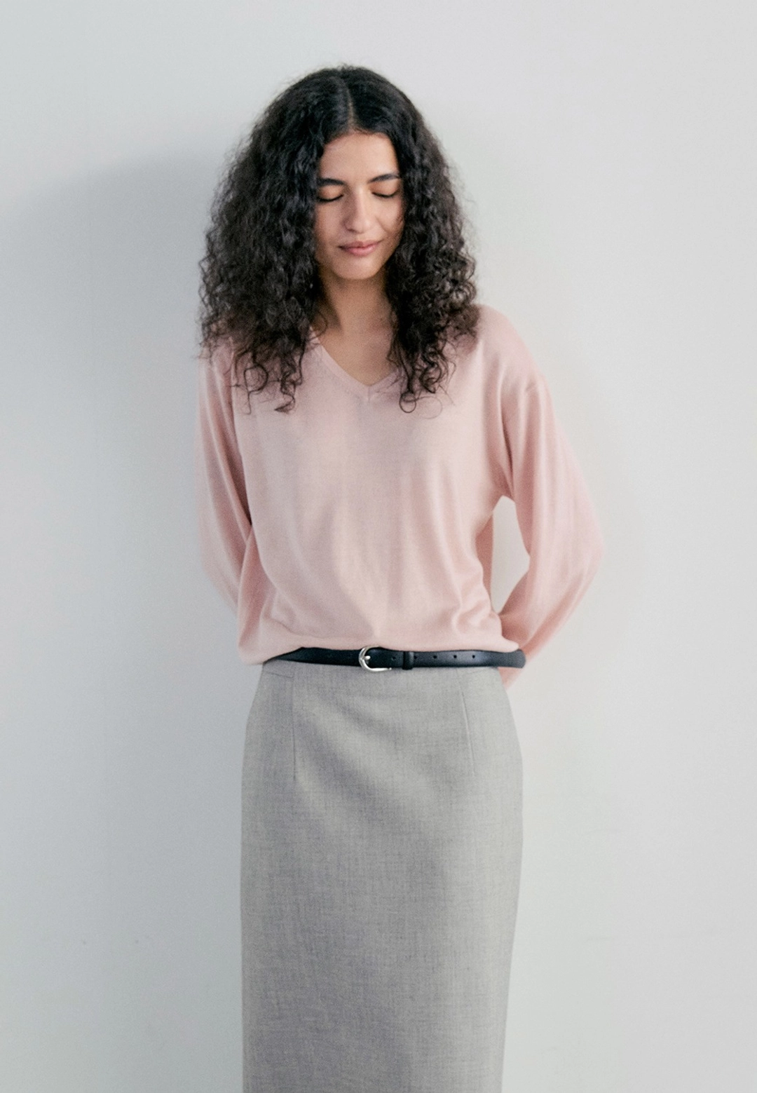 노티아 WOOL SILK V-NECK KNIT PULLOVER - PINK 상품 이미지 1