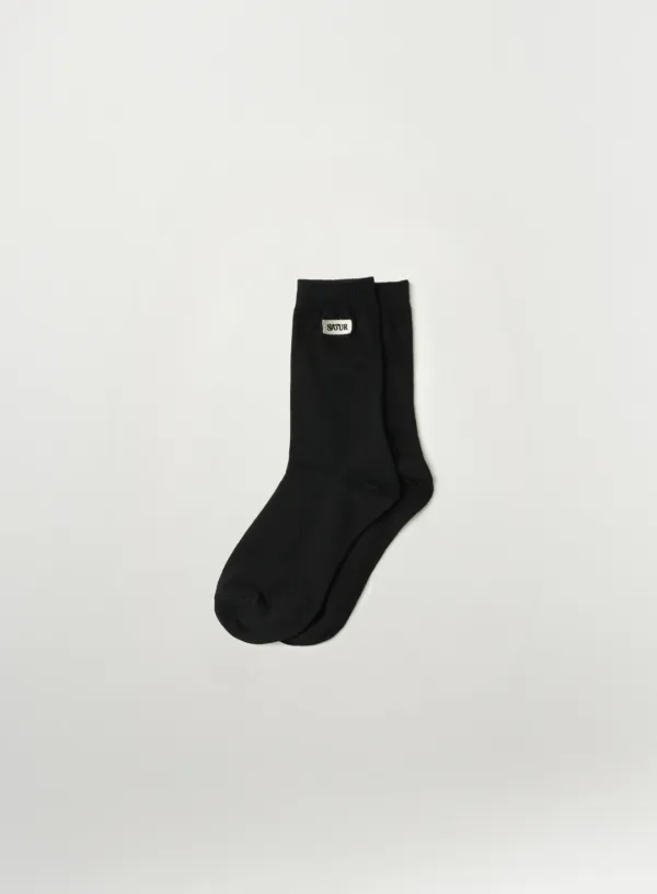 Small Logo Plain Socks - Black