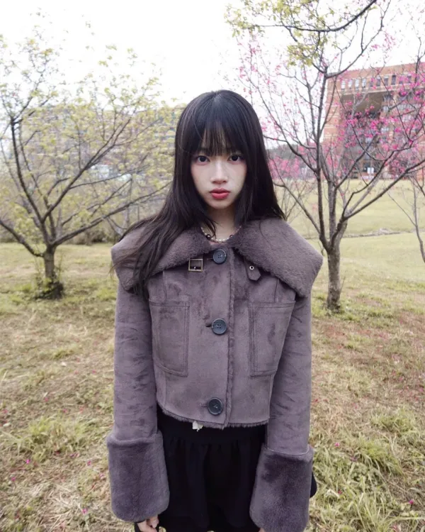 @weiweimaBlair top (Black)Lili skirt (Black)Reversible sailor mustang (Charcoal)