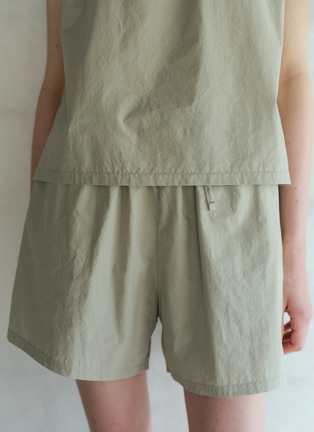 르닐 Nina Shorts (Light Khaki) 상품 이미지 3