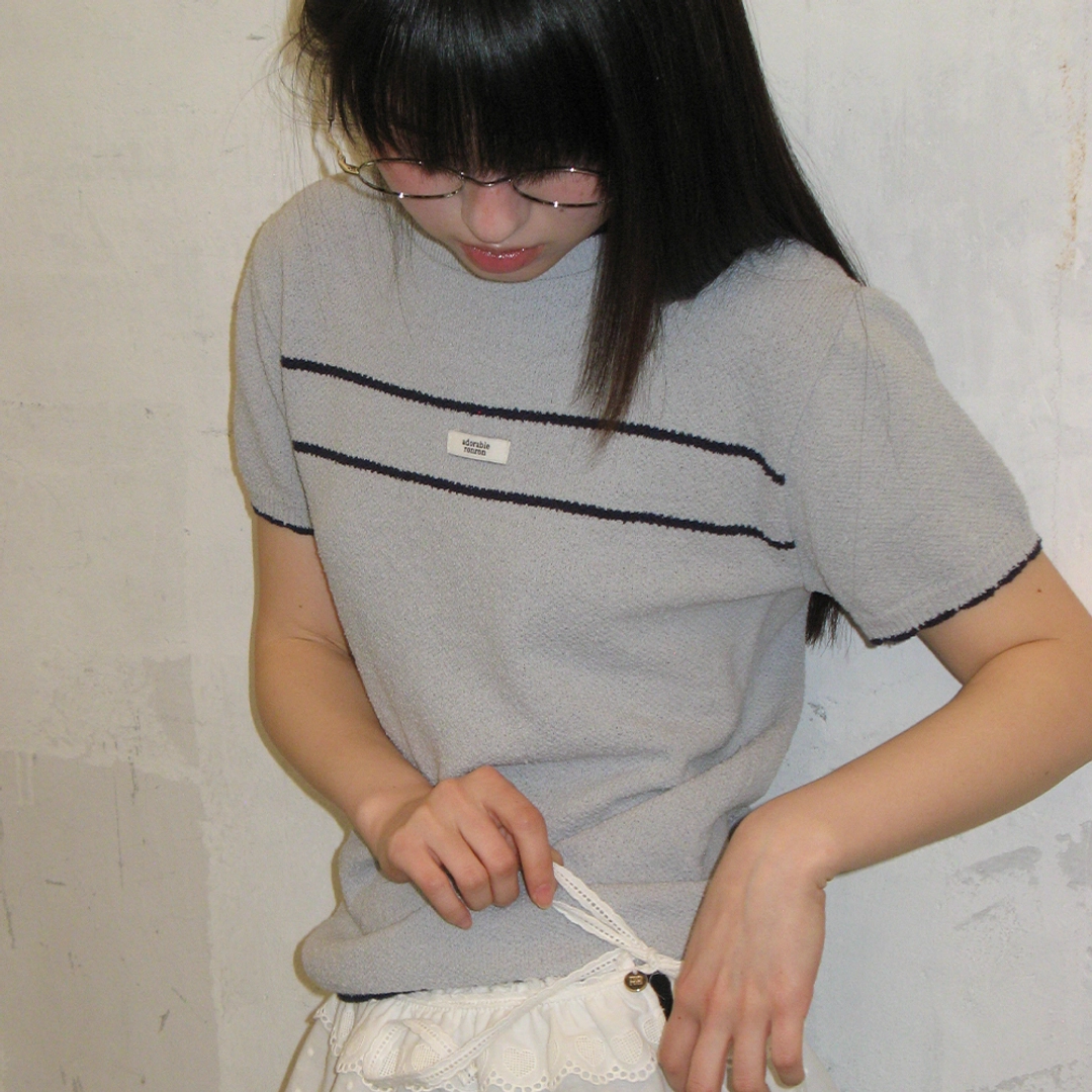 론론 MINIMAL POINT SHORT SLEEVE KNIT CLOUDY BLUE 상품 이미지 2