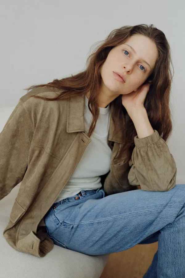 soft suede blouson jacket (vintage beige)