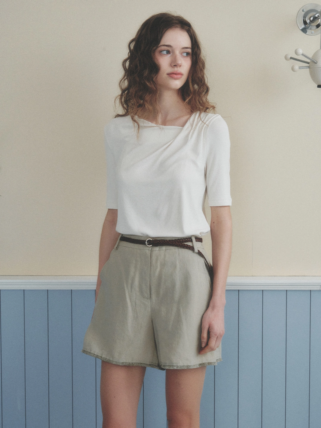 르니나 CARLIN linen belted shorts_khaki 상품 이미지 2