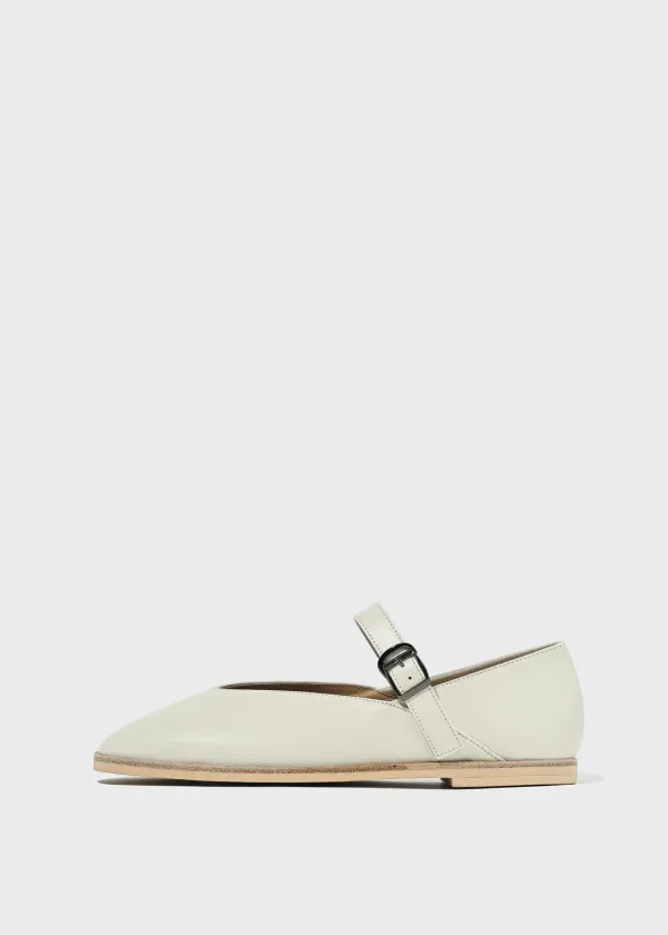 MARY JANE FLAT  [C3S02 IV]