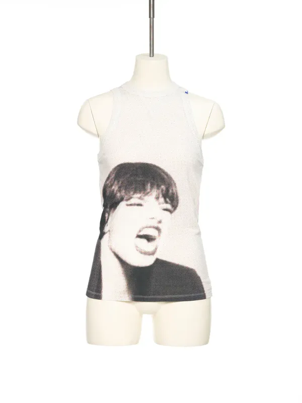 PS25 WHITE SCREAM GIRL GRAPHIC SLEEVELESS