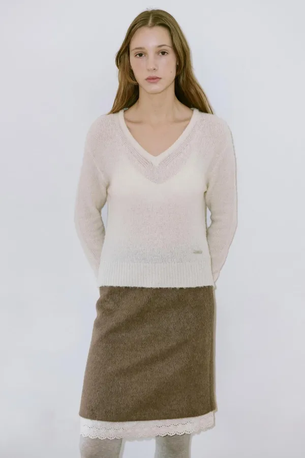 Hairy Boucle V-Neck Knit (Cream)