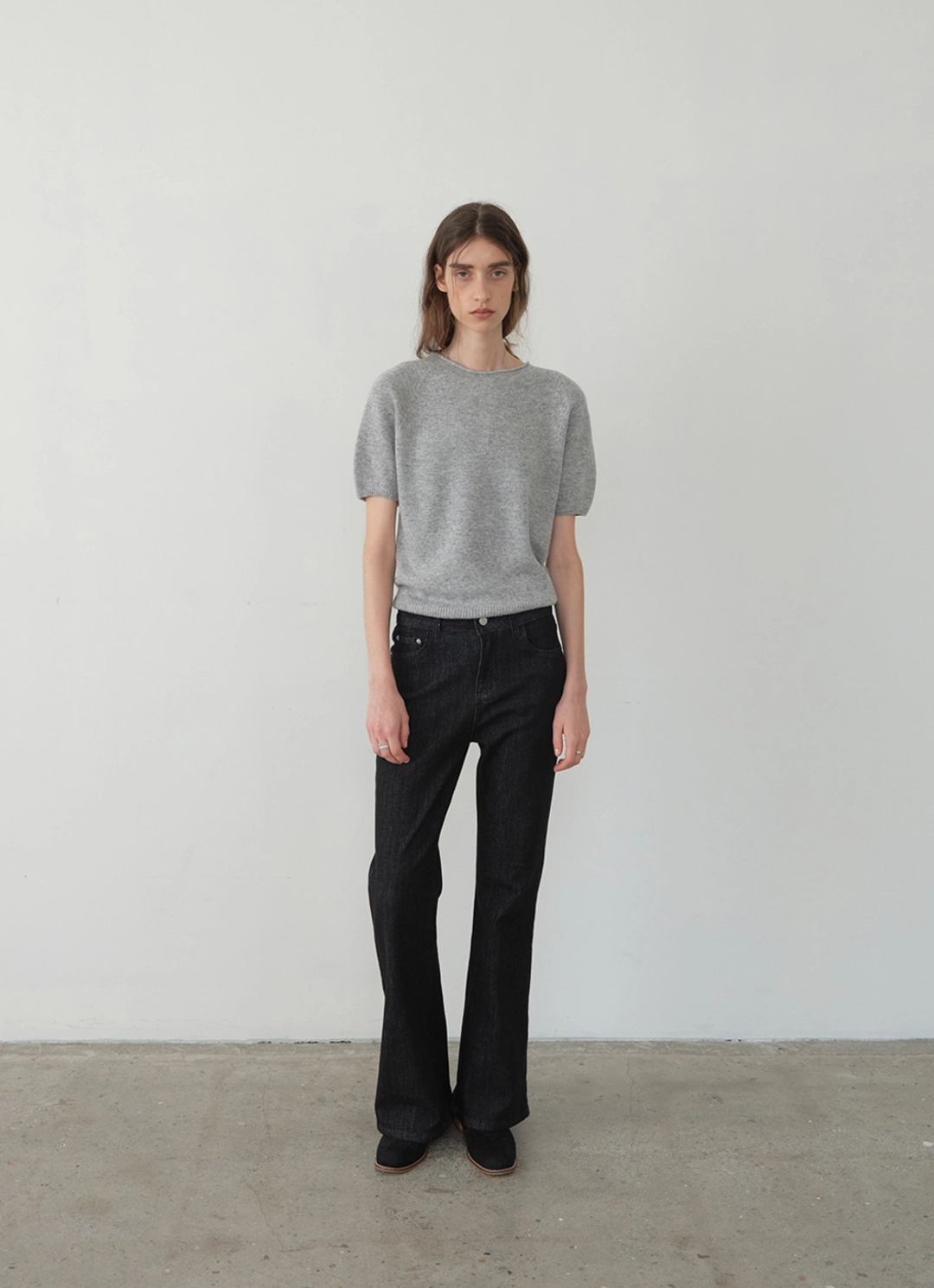 더라우스트 컴포터블 부츠컷 데님 DARK DENIM 상품 이미지 2